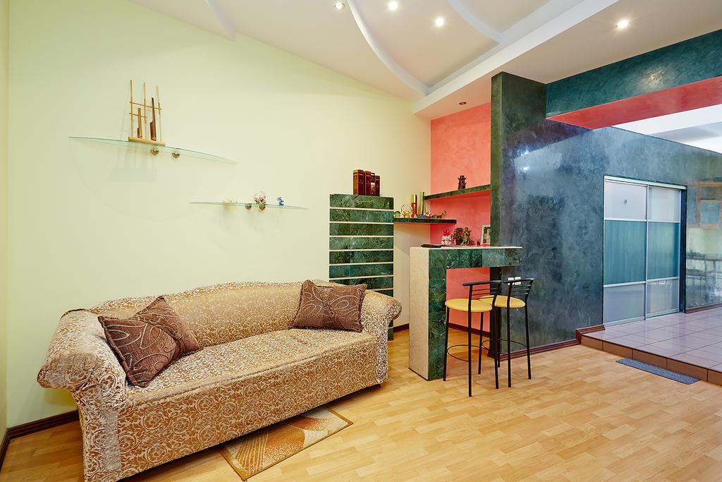 Apartment Deribasovskaya With Jacuzzi Odessa Eksteriør billede